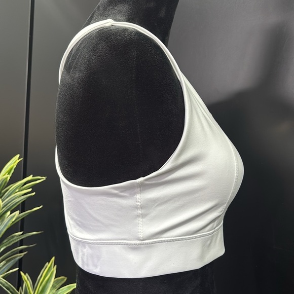 Activ8 Performance Crossback Keyhole athletic,removable pads,moisture wicking - Picture 2 of 9